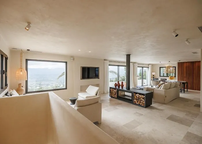 Vila Casa Montgo *